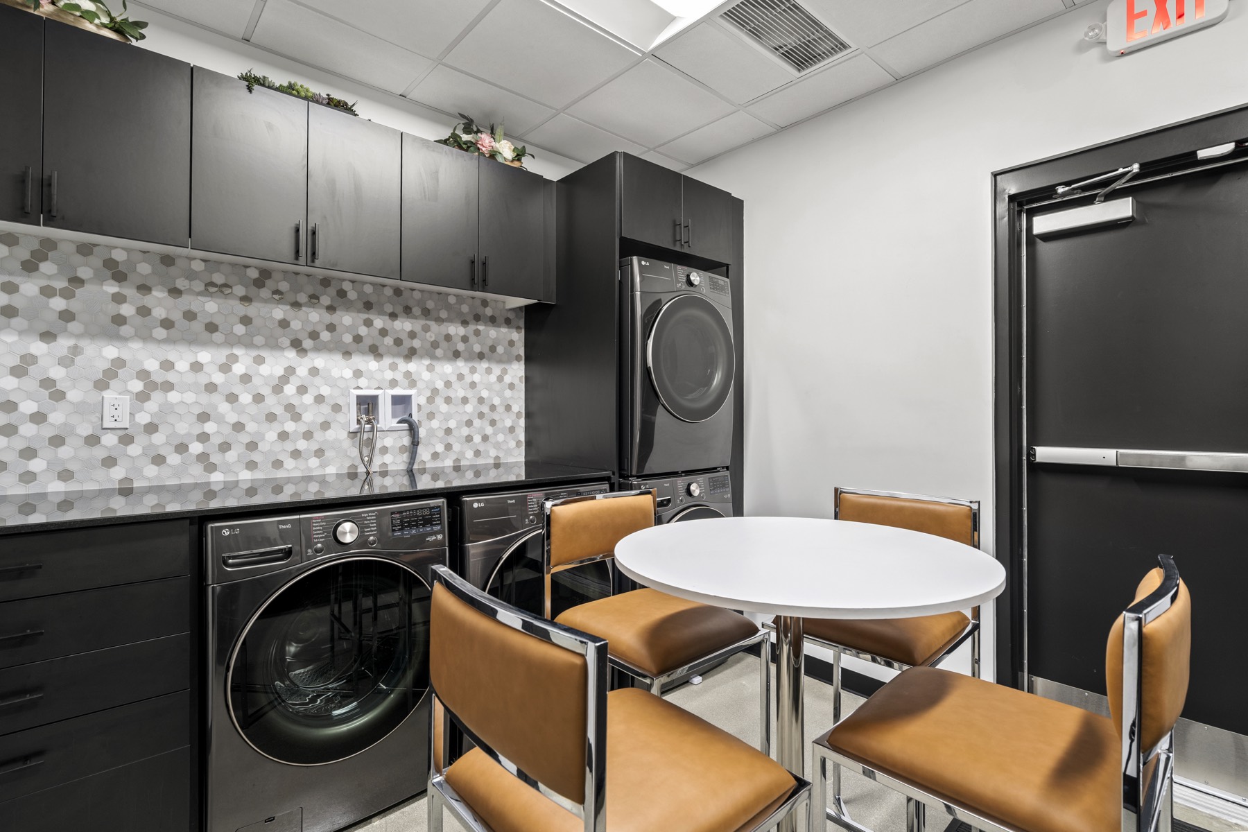 Pro Breakroom
